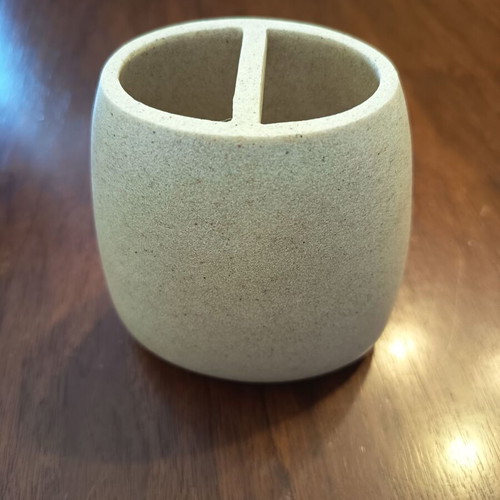 Ceramic toothbrush holder like new