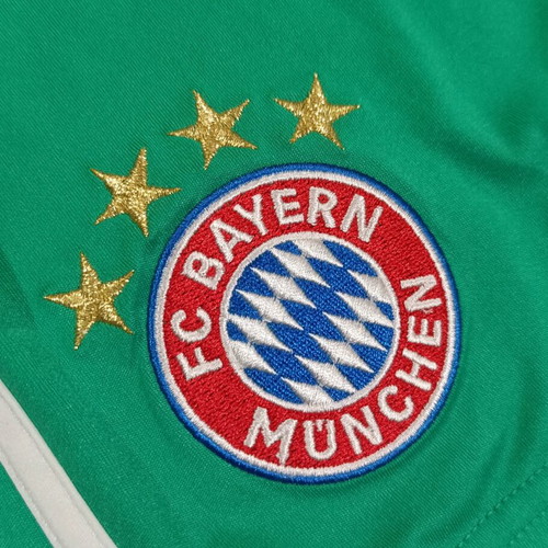 Bayern Munich goalkeeper shorts Adidas 2019 size S like new