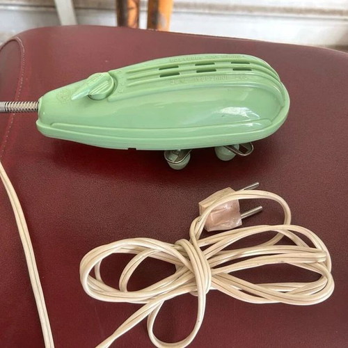 Massage device 1960 bakelite turquoise like new