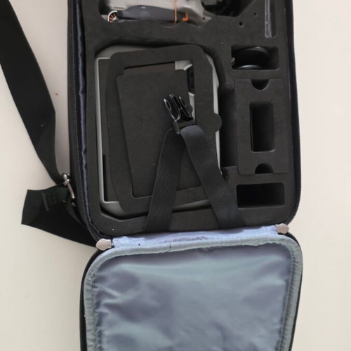 Drone carrying case like new for DJI 3 and 4 with extra compartments