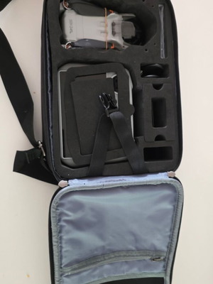 Drone carrying case like new for DJI 3 and 4 with extra compartments