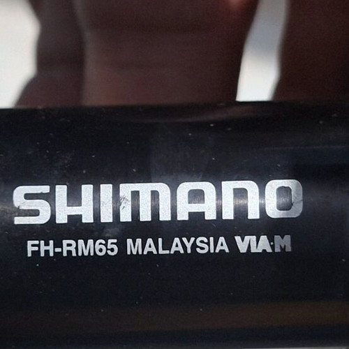 Shimano rear hub with disc brake and 8-speed cassette set