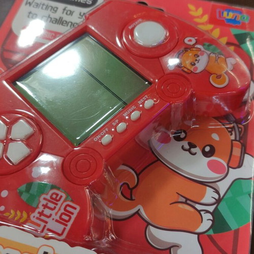 Electronic handheld game new