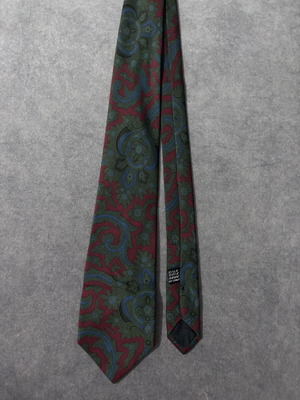 Silk tie like new