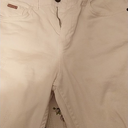 Attrattivo White Jeans with Knee Rips XS Like New