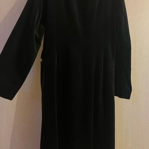 Ann Taylor velvet black coat like new, size XS