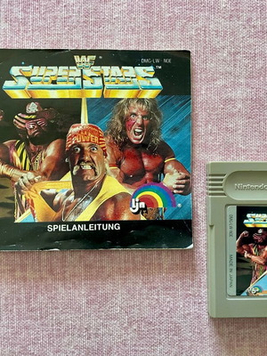 Game Boy WWF Superstars cartridge used with German manual