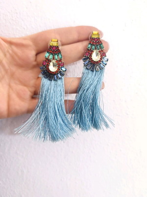 Earrings pack like new, beige and blue