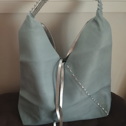 Large shoulder bag like new, turquoise and silver