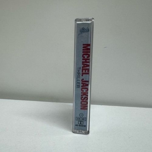 Michael Jackson Thriller cassette like new, pop album
