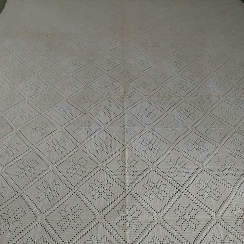Handmade blanket like new, vintage heirloom 196x145 cm