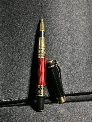Vintage Style pen new