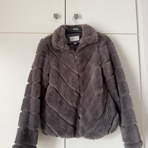 Dark gray faux fur jacket Small like new with zipper