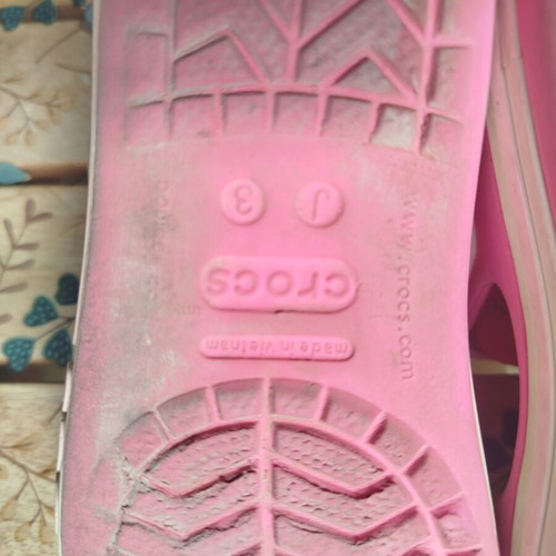 Crocs sandals size 34-35 fuchsia like new