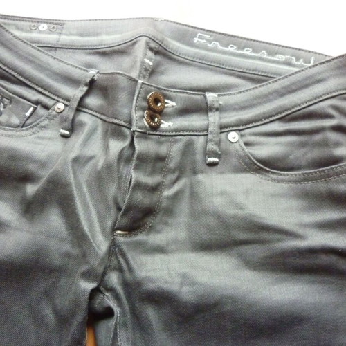 Freesoul women's waxed shiny jeans like new, black, size S