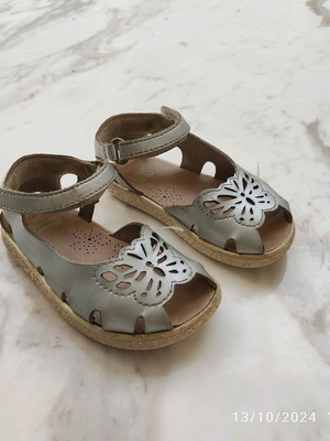 Camper Twins νούμερο 22 μεταχειρισμένα ασημένια παπουτσάκια