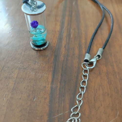 Necklace unused, used condition