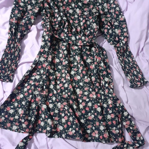 Mini dress new with closed neck and belt, size M 38 10