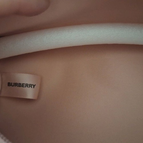 Burberry cosmetic bag new pink