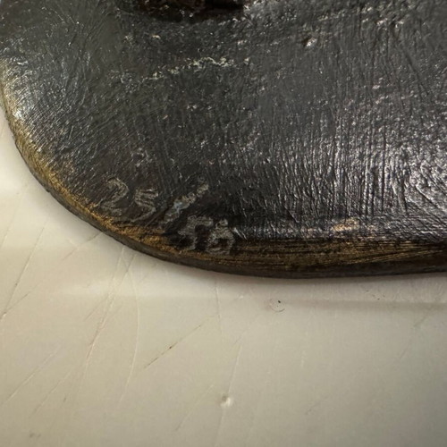 Brass sculpture by Kostas Dikefalos like new, 4 kg