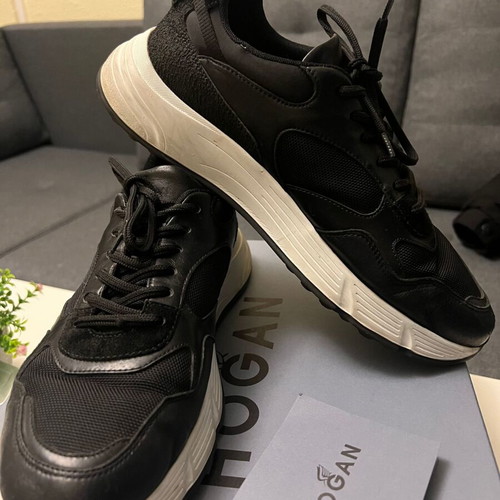 Hogan Hyperlight sneakers size 41.5 black and white