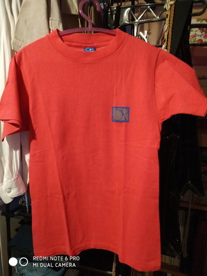 Ocean Pacific T-shirt fuchsia, sizes S/M, like new