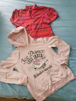 Girls' fleece jacket and hoodie sweatshirt used, age 10, pack
