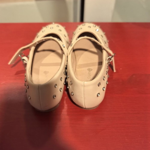 Ballerinas beige nude with studs size 31, lightly used