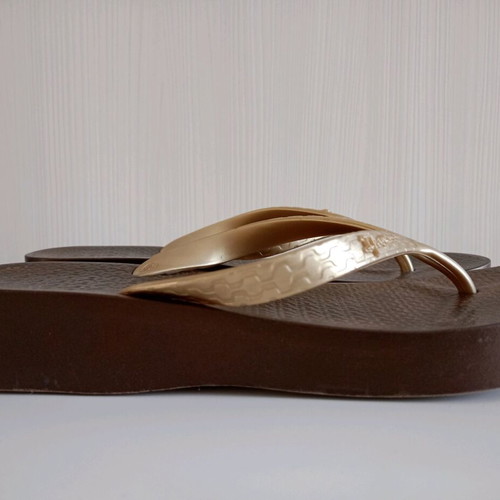 Ipanema flip flops like new, size 41-42