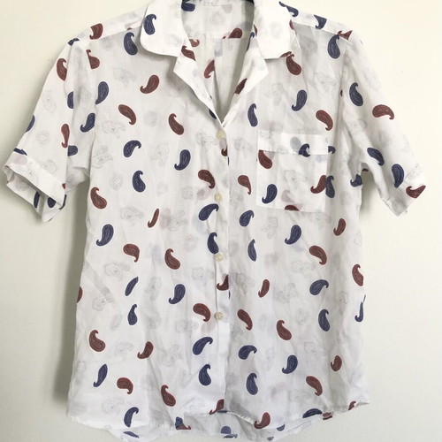 Vintage women's short-sleeve shirt with paisley pattern used, size M