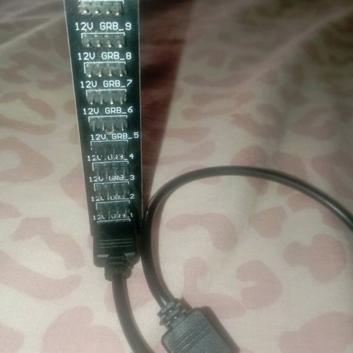 PC Hub RGB Splitter LED Strip Lights Extension like new, 10 way 12V