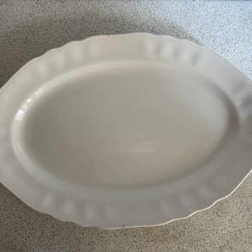 Vintage porcelain platter like new, 44x30 cm