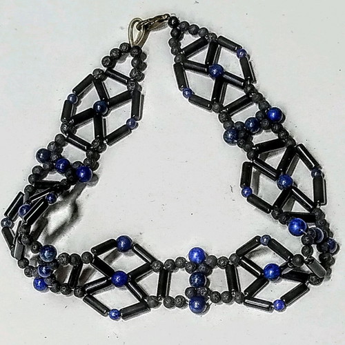 Choker necklace handmade from onyx with lava and lapis lazuli new