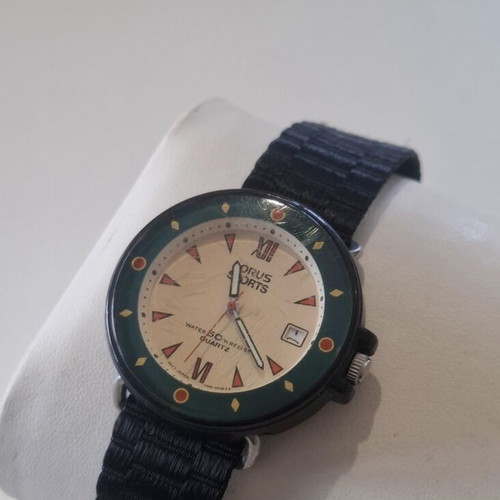 Lorus Sports Vintage Watch by Seiko Like New