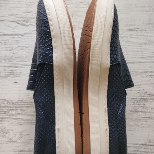Moccasins dark blue new, very light and comfortable