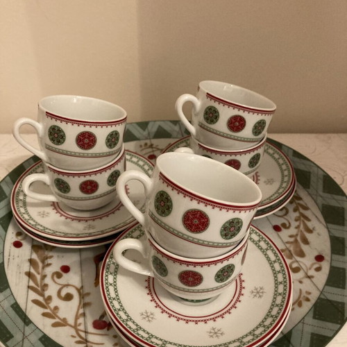 Olimpia Stelvio Christmas Cup Set 6 with Saucers and Large Platter porcelain, like new