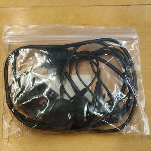 Motorola V8 S280 Stereo Handsfree with microUSB plug new