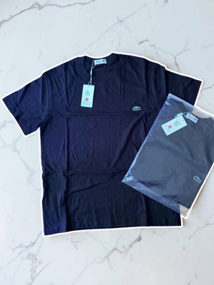 Lacoste T-shirt like new, black, size M