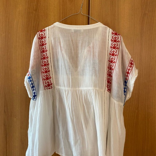 Zara loose blouse with embroidery, new, size XS