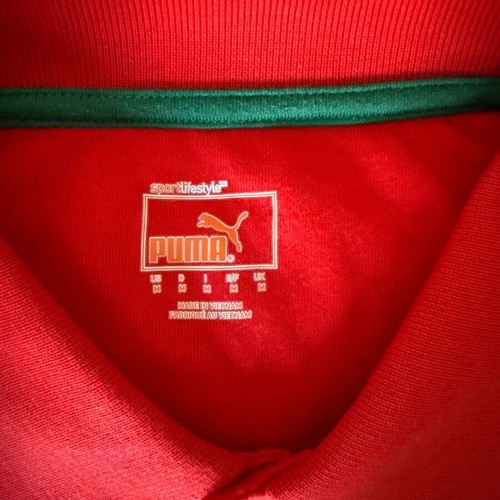 Original Lokomotiv Moscow F.C. T-shirt size Medium like new, Puma, red
