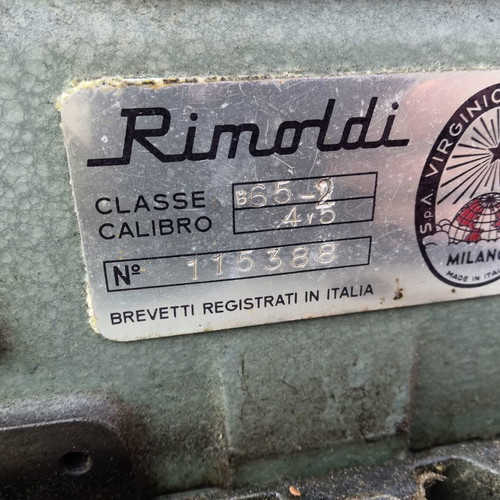 Sewing machines used with complete table