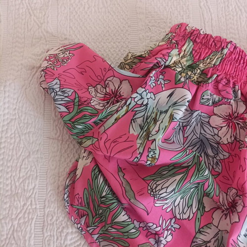 Shorts women's used pink with floral pattern size S