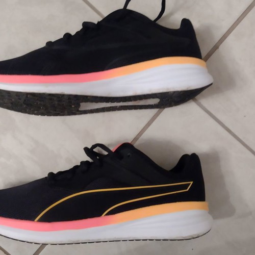 Puma athletic shoes size 44 like new