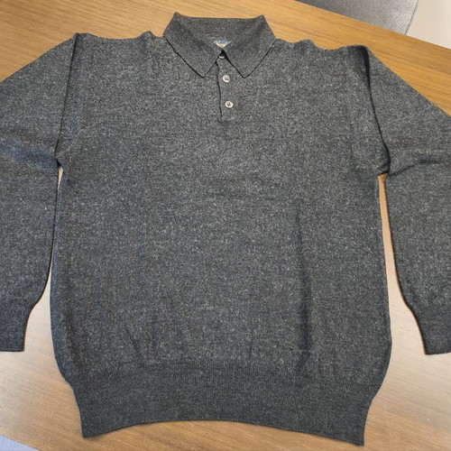 Navy & Green knitted polo shirt medium size gray like new