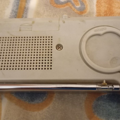 Sony portable radio used, vintage model