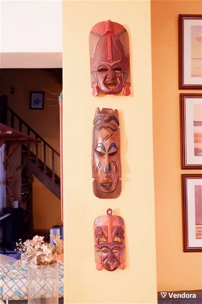  xilines afrikanikes maskes