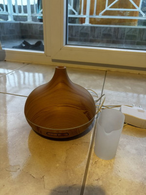 Aromatherapy diffuser with LED light and timer