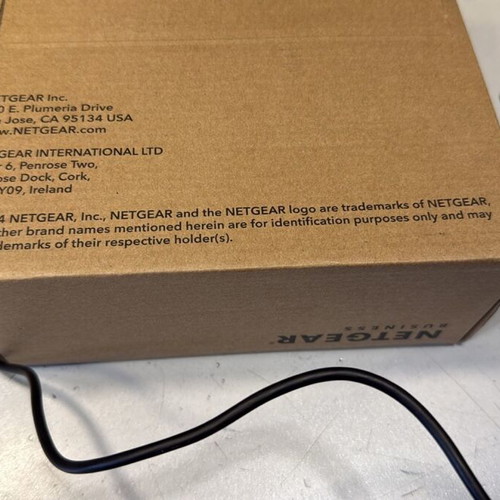 Netgear GS308 v.3 8 Port 10/100/1000 Switch New