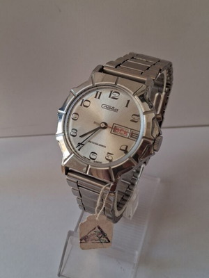 Slava Automatic Retro 1970 wristwatch like new, Leningrad
