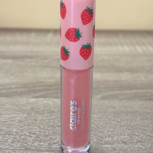 Claire’s lip gloss brilliant à lèvres with strawberry scent new